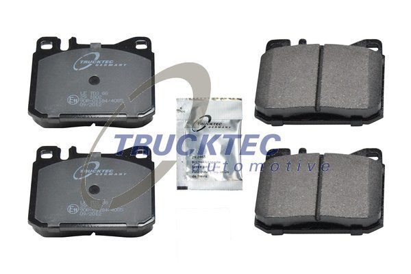 TRUCKTEC AUTOMOTIVE Комплект тормозных колодок, дисковый тормоз 02.35.112